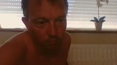 bertolini83 live cam on Cam4
