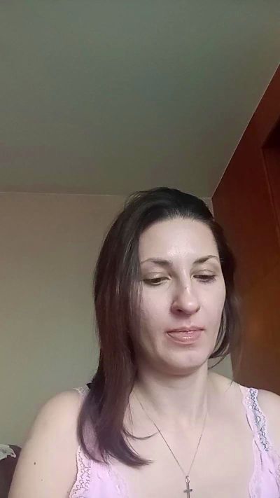 betsy21 live cam on Cam4