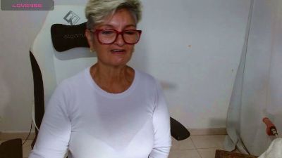 bety_cum2 live cam on Cam4