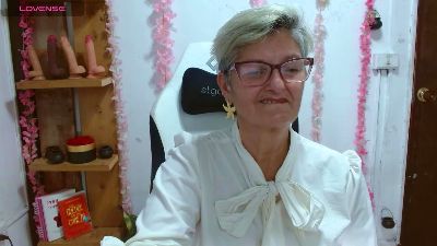 bety_cum2 live cam on Cam4