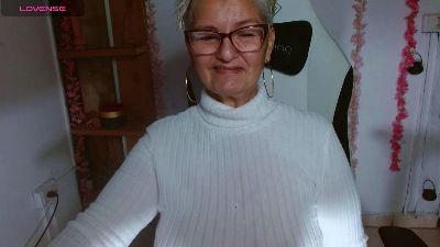 bety_cum2 live cam on Cam4