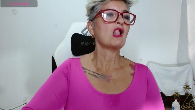 bety_cum2 live cam on Cam4