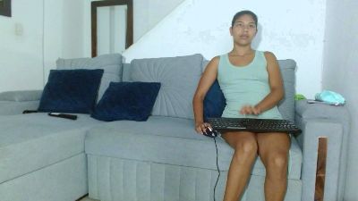 beyonce_21 live cam on Cam4