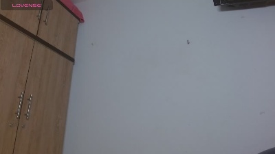bianca_bertushe live cam on Cam4