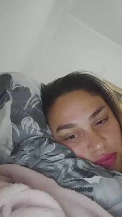 biancaaa3 live cam on Cam4
