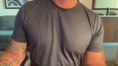 biaujr live cam on Cam4