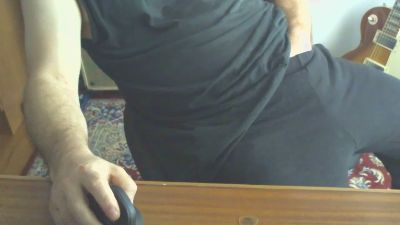 biberon29 live cam on Cam4