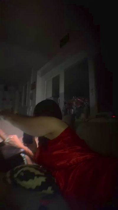 bibouhsup81 live cam on Cam4