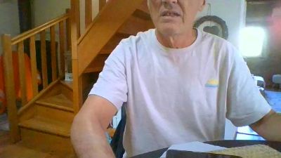 biboxer81 live cam on Cam4