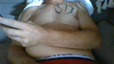 biboxer81 live cam on Cam4