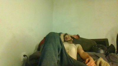 bigBUZZZZ69 live cam on Cam4