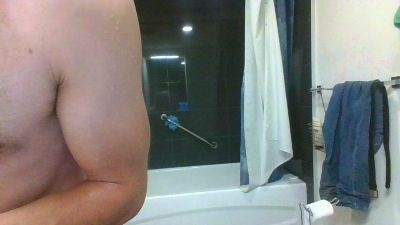 bigBUZZZZ69 live cam on Cam4