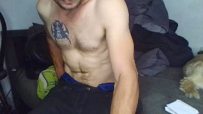 bigBUZZZZ69 live cam on Cam4