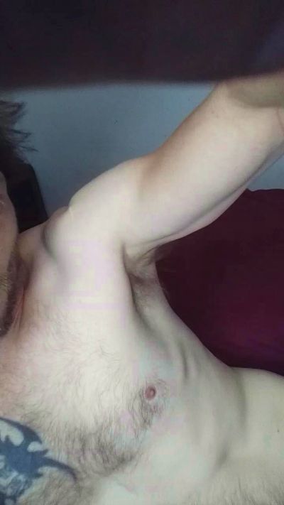 bigBUZZZZ69 live cam on Cam4