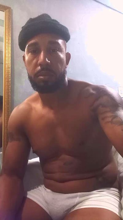 big_from_angola live cam on Cam4