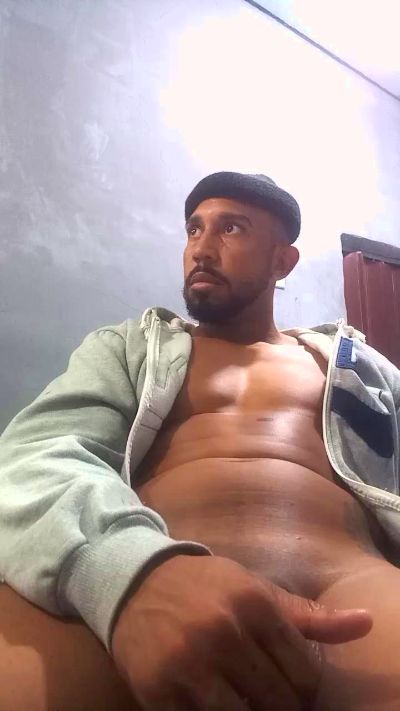big_from_angola live cam on Cam4