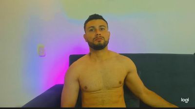 big_gael live cam on Cam4
