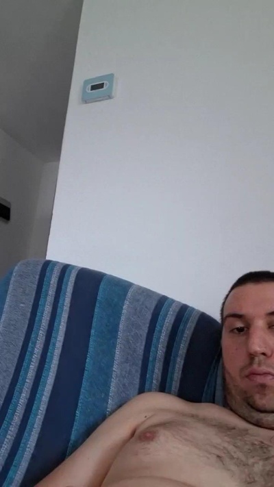 big_nineteee live cam on Cam4