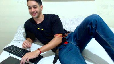 bigale24 live cam on Cam4