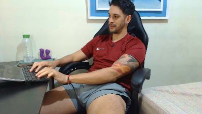 bigale24 live cam on Cam4