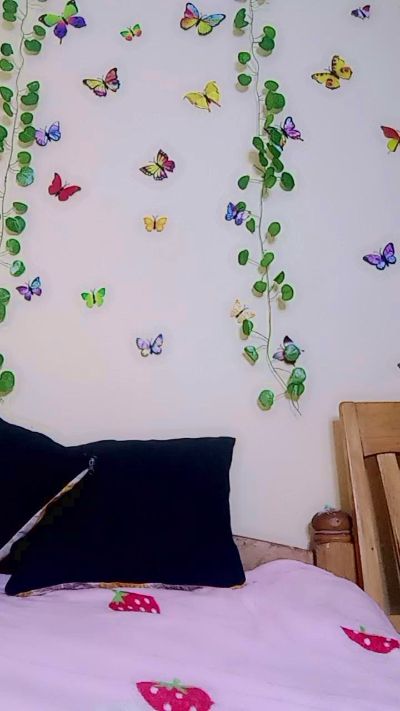 bigass004 live cam on Cam4