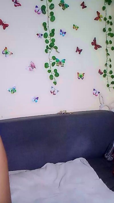 bigass004 live cam on Cam4