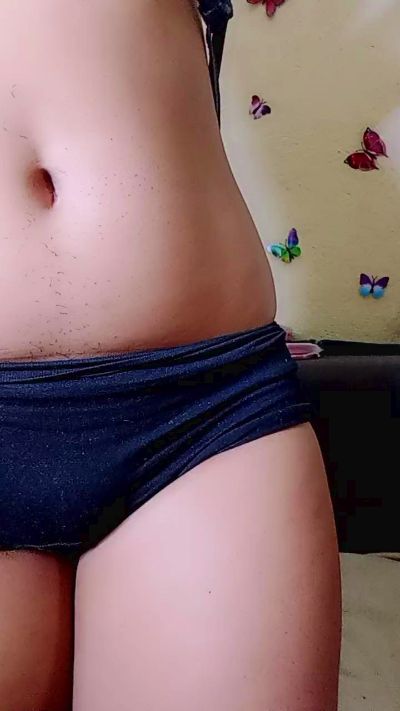 bigass004 live cam on Cam4