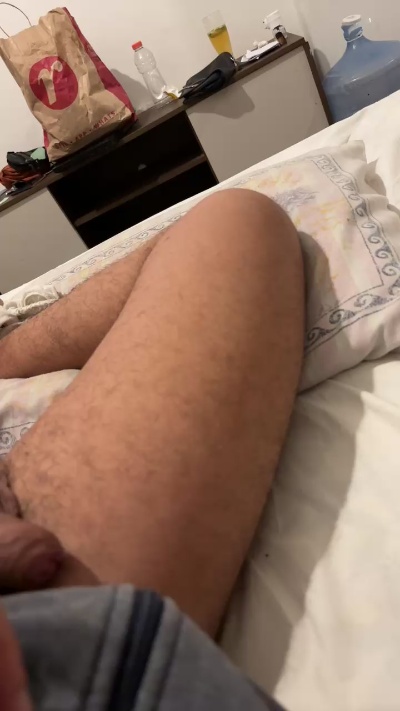 bigballslatino1 live cam on Cam4
