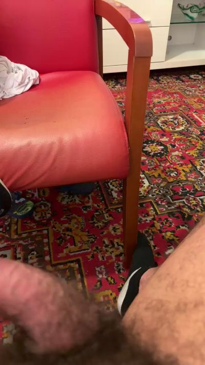 bigballslatino1 live cam on Cam4