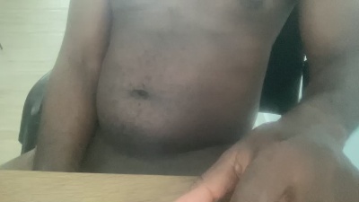 bigbanana333 live cam on Cam4