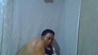 bigclit_mom live cam on Cam4