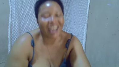 bigclit_mom live cam on Cam4