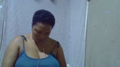 bigclit_mom live cam on Cam4