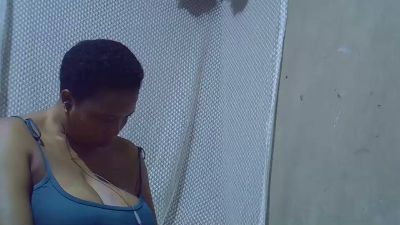 bigclit_mom live cam on Cam4