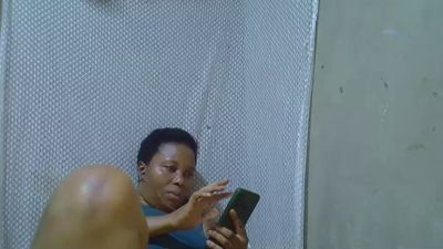 bigclit_mom live cam on Cam4