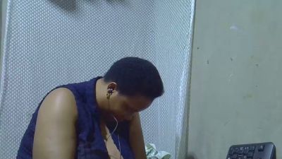 bigclit_mom live cam on Cam4