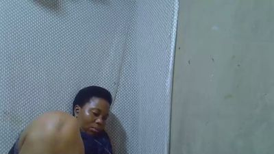 bigclit_mom live cam on Cam4