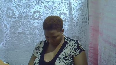 bigclit_mom live cam on Cam4