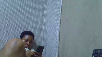 bigclit_mom live cam on Cam4