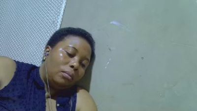 bigclit_mom live cam on Cam4
