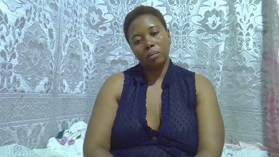 bigclit_mom live cam on Cam4