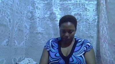 bigclit_mom live cam on Cam4