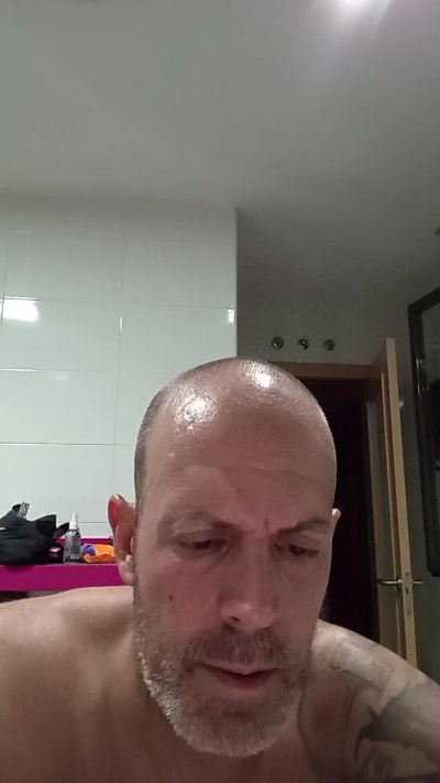 bigdick40 live cam on Cam4