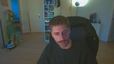 bigdickyoun1 live cam on Cam4