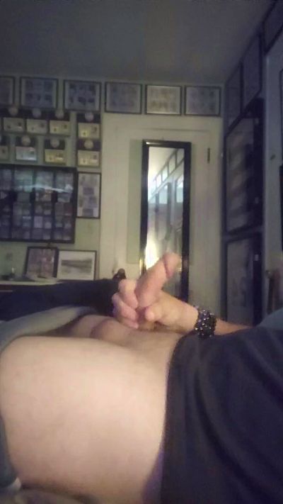 bigeze78 live cam on Cam4