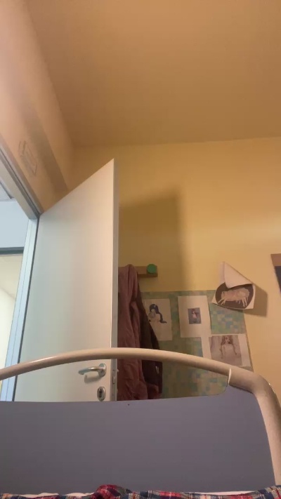 bigiulia42gcom2 live cam on Cam4