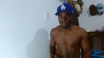bigjocker326961 live cam on Cam4