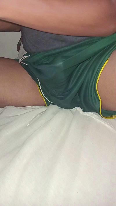 bigone196 live cam on Cam4