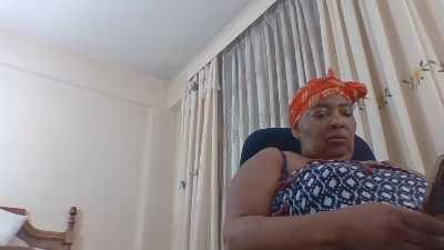 bigpussylipsx53 live cam on Cam4
