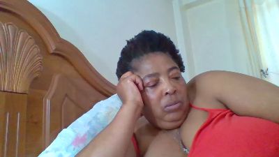 bigpussylipsx53 live cam on Cam4